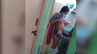 I sexed my Stepsister in Indian College Bathroom