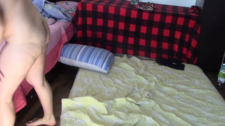 Amatuer wifey dances naked around the house.