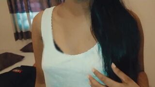 Gorgeous Slut in Sri Lanka - මට ගහන්න ආස කවුද?